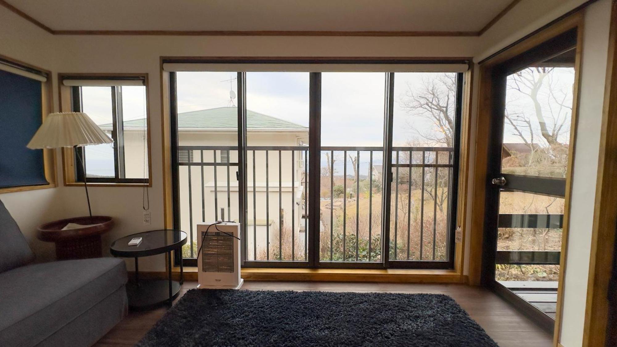 伊豆高原 温泉付別荘 Isana Mountain Villa Futo エクステリア 写真